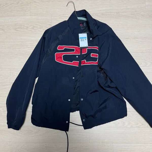 [BUNJANG] Jordan Essentials Coach Jacket - Size M / 조던 에센셜 코치 자켓 M