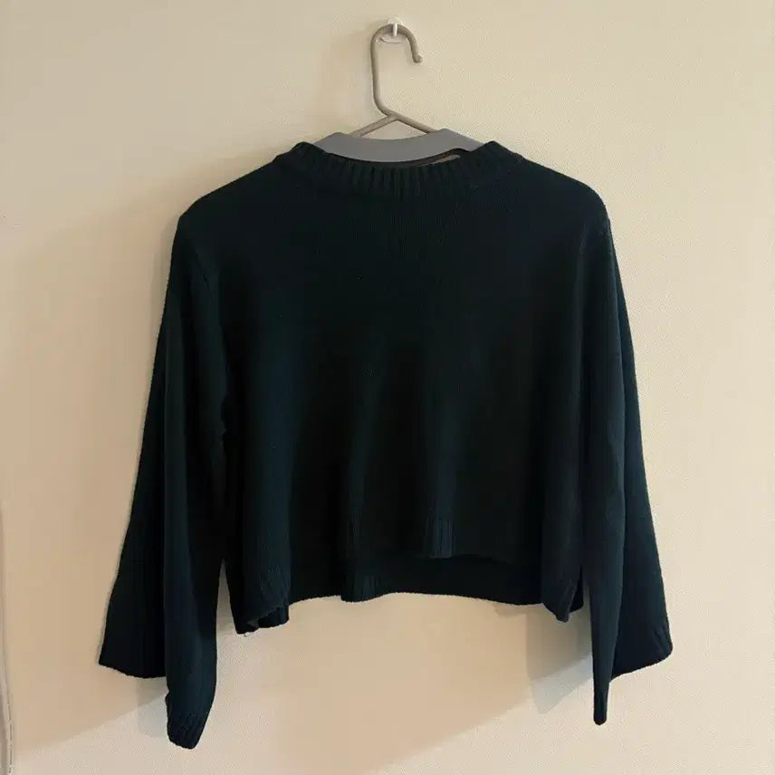 [BUNJANG] Deep Green Rayon Crop Knit / 딥그린 가오리 크롭 니트