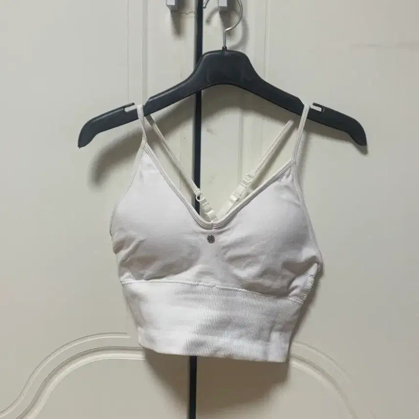 [BUNJANG] Itzon Apparel Sports Bra New / 잇존어페럴 브라탑 새상품