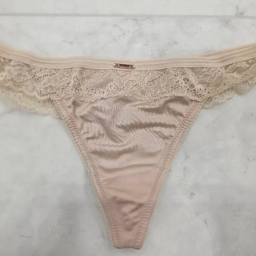 [BUNJANG] Eblin Beige Basic Panty (Size 90) / 에블린  베이지 팬티 90사이즈