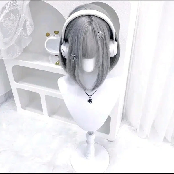 [BUNJANG] Short Bob Silver Cosplay Wig / 단발 은색 가발 코스프레