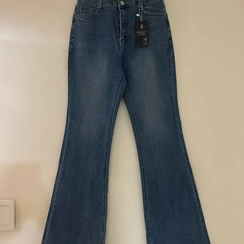 [BUNJANG] Denim Bootcut Pants / (새상품) 청바지 부츠컷 데님 팬츠(사진보다연해요)