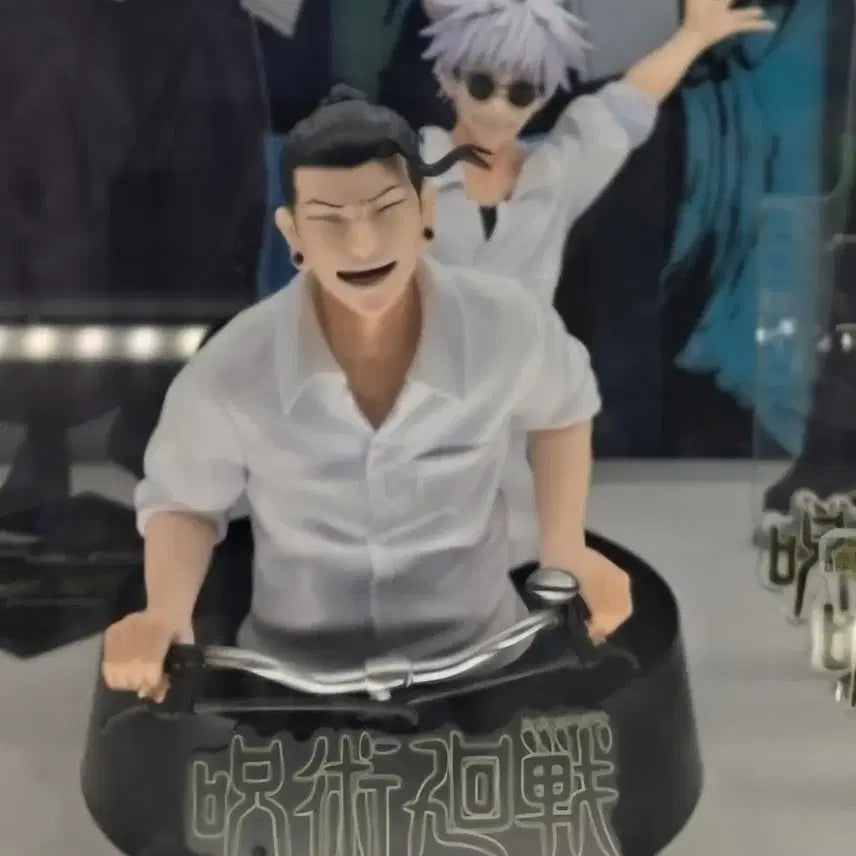 [BUNJANG] Jujutsu Kaisen Ichiban Kuji Gojo & Geto Bicycle Figure (M Prize) / 주술회전 이치방쿠지 고죠 게토 자전거 피규어 M상