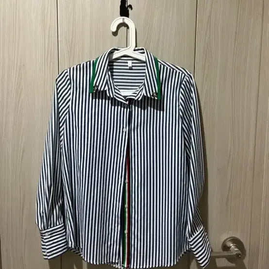 [BUNJANG] Stylemnn Striped Shirt (Size S) / 스타일옴니 셔츠