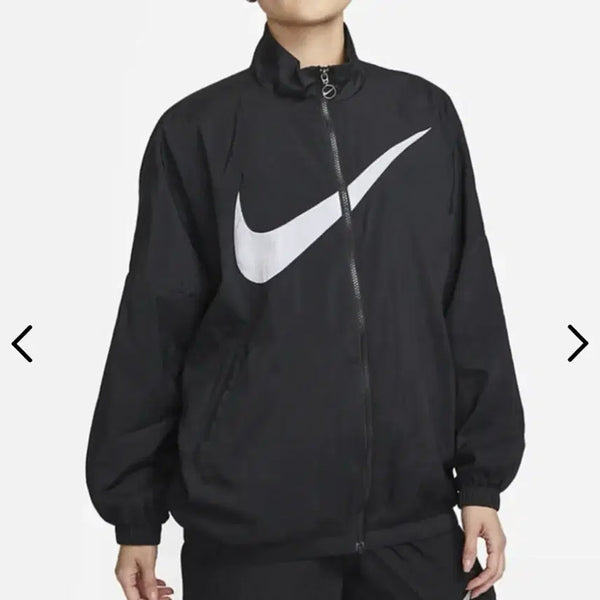 [BUNJANG] Nike Swoosh Essential Woven Women's Windbreaker / 나이키 스우시 에센셜 우븐 여성 바람막이