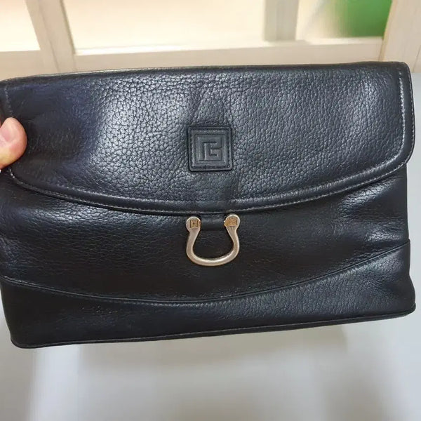 [BUNJANG] Pierre Balmain Black Leather Clutch Bag / 피에르발망 (블랙) 천연가죽 (클러치백)