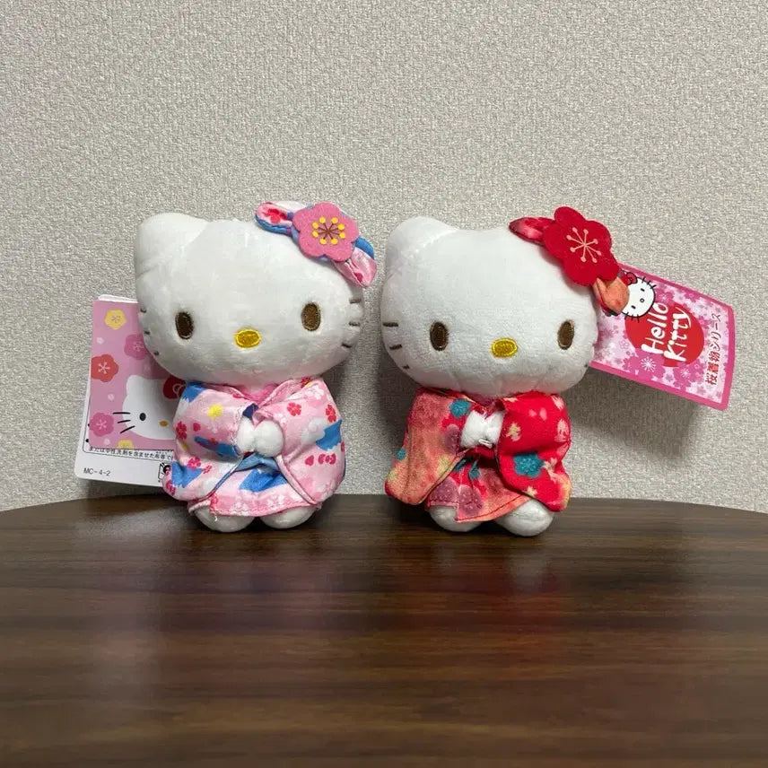 [BUNJANG] Sanrio Hello Kitty Kimono Keychain Set / Set 산리오 헬로키티 기모노 키링 세트 핑크 레드 벚꽃 12cm 인형