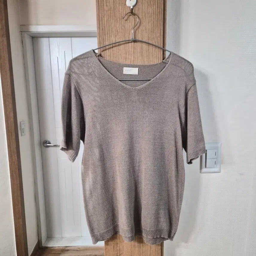 [BUNJANG] Brown V-Neck Knit / 브라운 V넥 니트