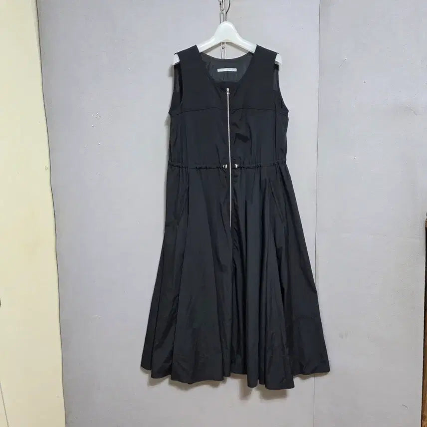 [BUNJANG] G-cut Waistband Zip-up Dress / 지컷 허리밴드 집업  원피스 55  n5102