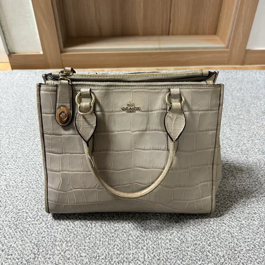 [BUNJANG] Coach Croco Embossed Tote Bag / Coach 코치 크로커 엠보 토트백