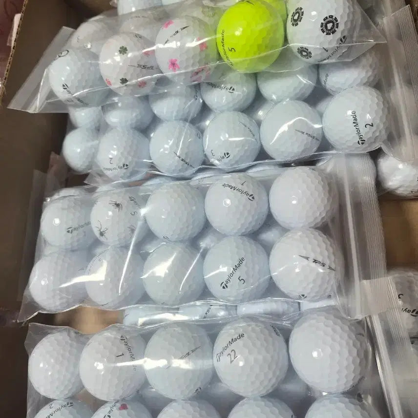 [BUNJANG] TaylorMade TP5 Golf Balls - White / 테일러메이드 tp5 / 화이트 깔끄미 필드용