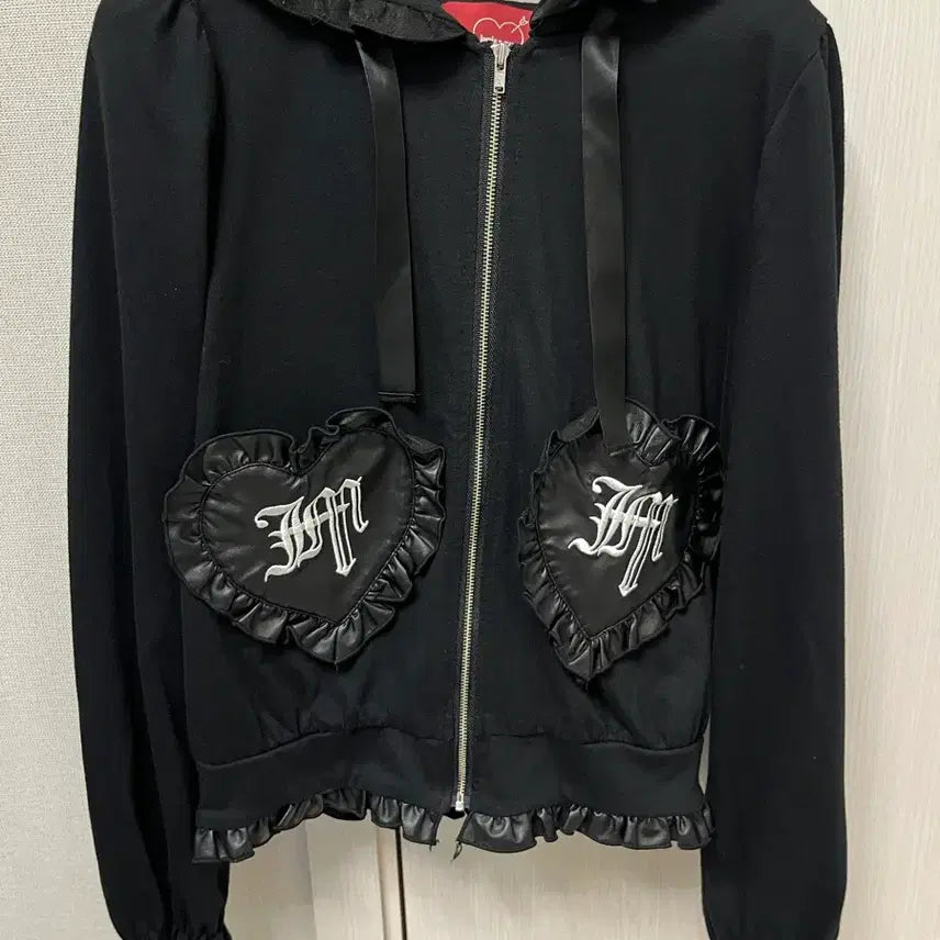 [BUNJANG] Vintage 'Daedaejang' Heart Pocket Hooded Zip-Up / 빈티지 대대장 하트 포켓 후드 집업