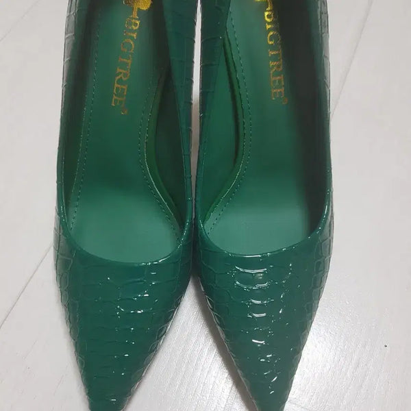 [BUNJANG] Green Crocodile Pattern High Heels (230) / 그린 크로커 힐(230)새상품