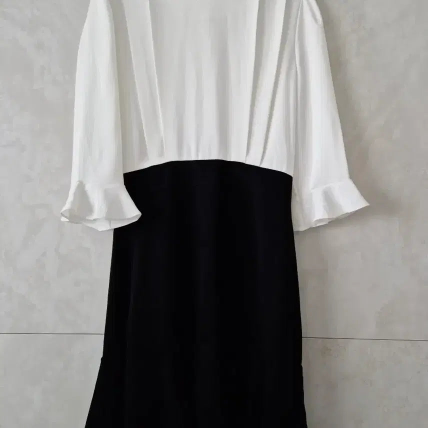 [BUNJANG] Marant Color-Block Flare Dress Black/White / marant 배색 플레어 원피스 블랙/화이트
