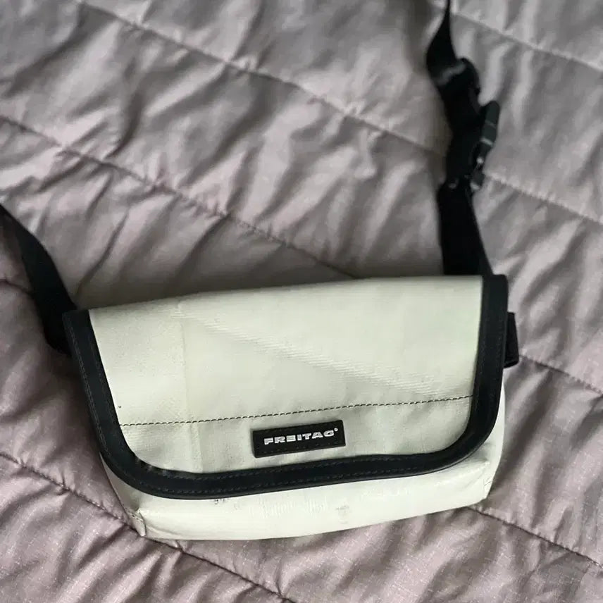 [BUNJANG] Freitag Jamie All White Bag / 프라이탁 제이미 올흰 (희귀)