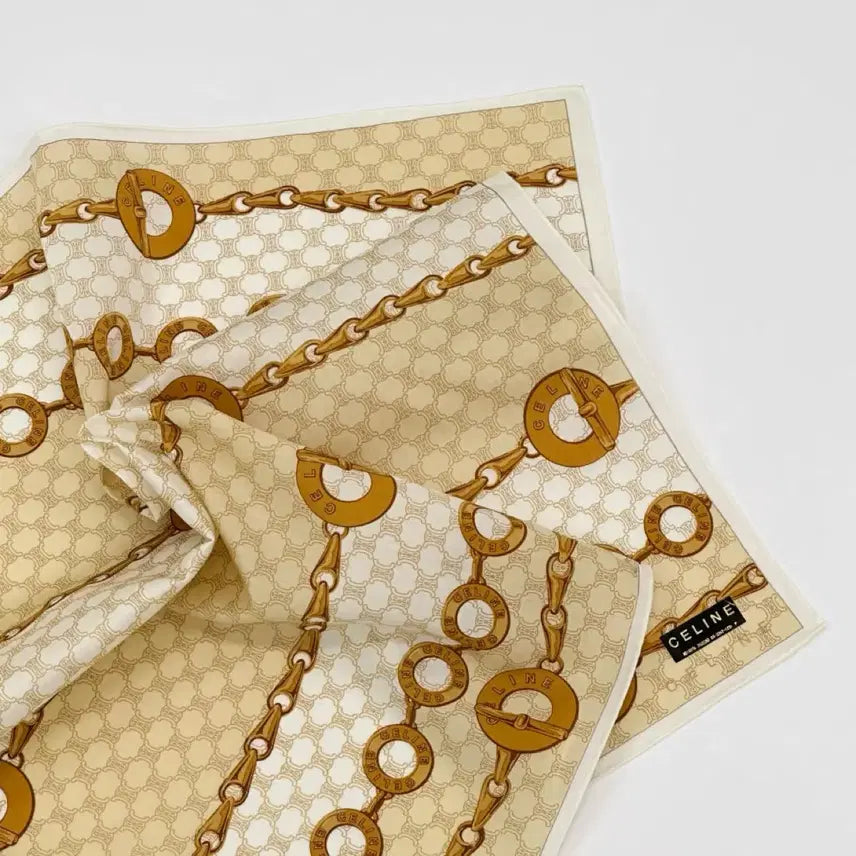[BUNJANG] Celine Petit Scarf Handkerchief / (새상품) celine / 셀린느 쁘띠스카프 손수건