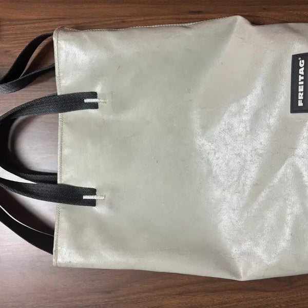 [BUNJANG] Freitag Leland Crossbody Bag Grey / 프라이탁 리랜드 회색