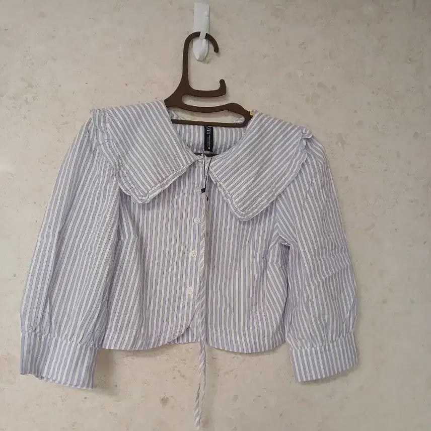 [BUNJANG] Zara Striped Cropped Blouse / 자라 스트라이프 크롭 블라우스 새 옷