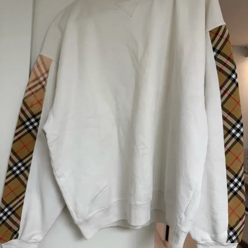 [BUNJANG] Burberry Armcheck Sweatshirt M / 버버리 암체크 맨투맨 M (실착 L-XL)