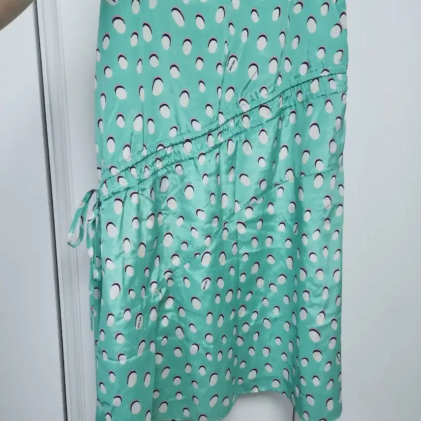 [BUNJANG] Judy Juicy Satin Skirt New / 쥬시쥬디 새틴 스커트 새상품