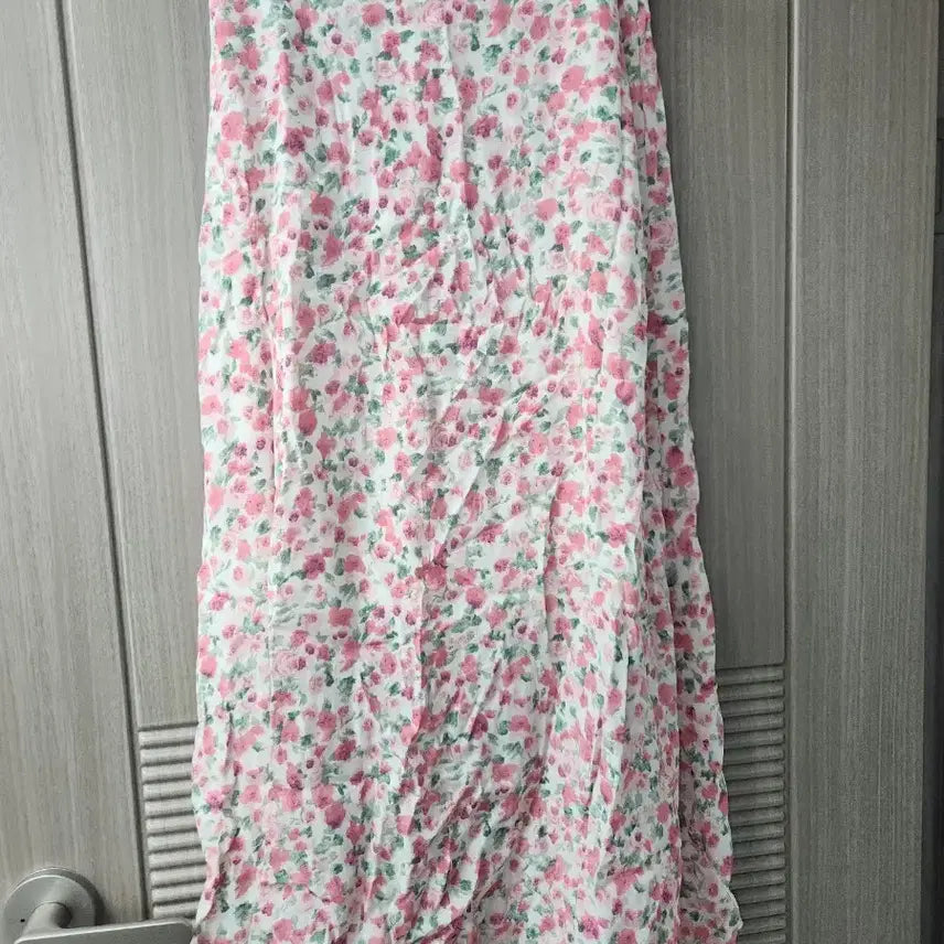[BUNJANG] Rose Pattern Skirt New / 로즈 장미 스커트 새상품