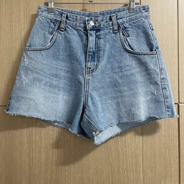 [BUNJANG] Light Wash Denim Cut-off Hot Pants / 청반바지 데님 핫팬츠 컷팅진