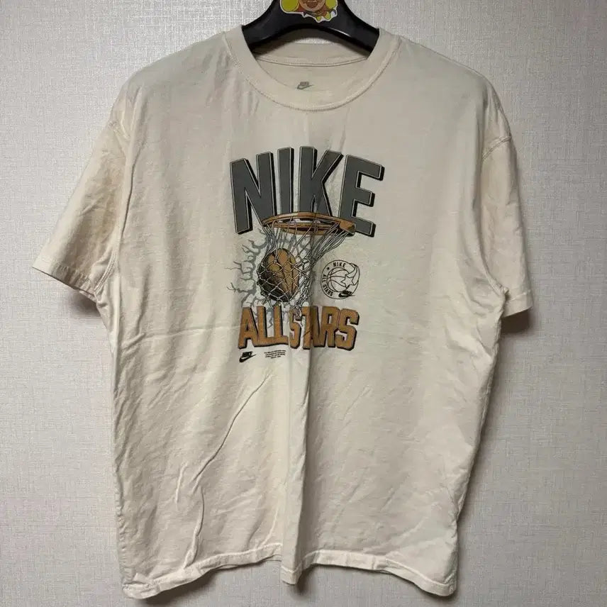 [BUNJANG] Nike Graphic T-Shirt (L / 105) / 나이키 NIKE 그래픽 반팔 티셔츠 판매 살색 L 105