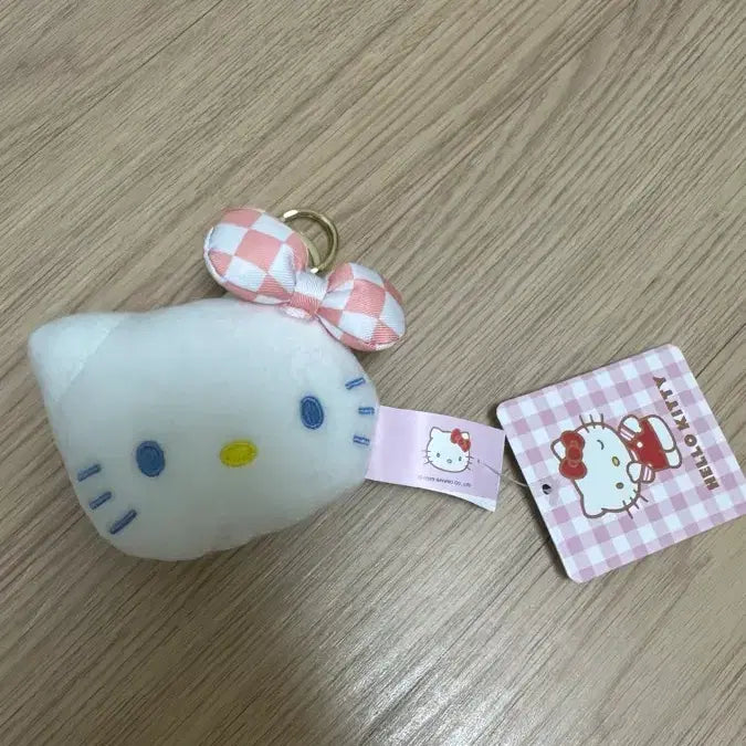 [BUNJANG] Hello Kitty Keychain / 헬로키티 키링