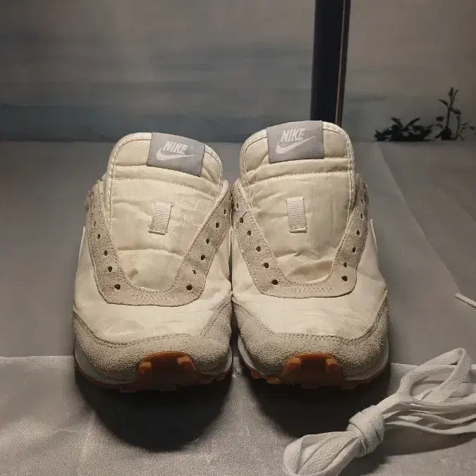 [BUNJANG] Nike Sneakers (245mm) / 나이키 운동화(245mm)