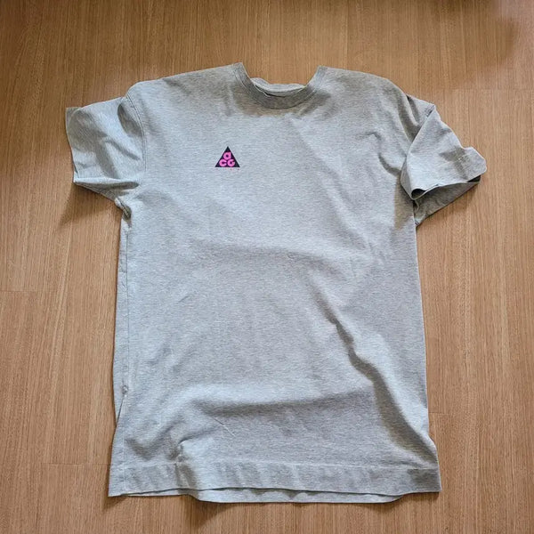 [BUNJANG] Nike ACG Neo T-Shirt Dark Gray Heather / 나이키 ACG 그린 네오 티셔츠 다크 그레이 헤더 - US/EU