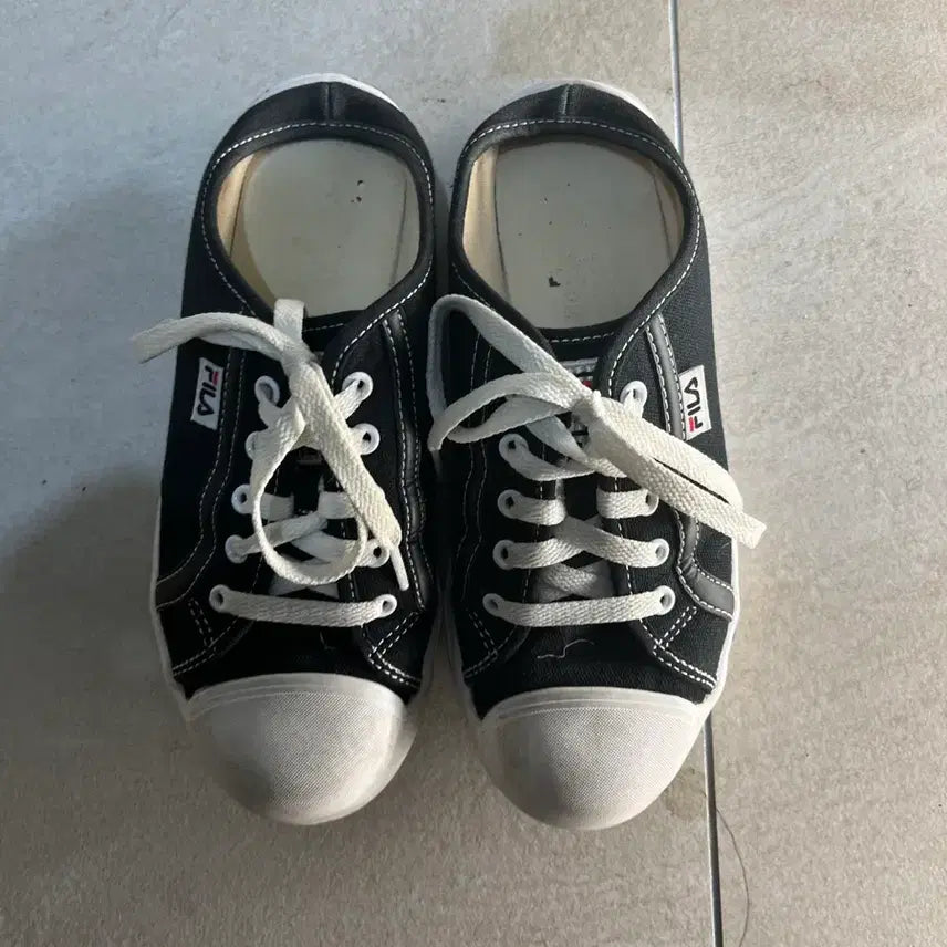 [BUNJANG] Fila Mule Sneakers / [240] 휠라 뮬 운동화 스니커즈