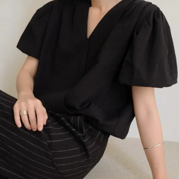 [BUNJANG] How To Love Me Mi-u Black Balloon Blouse / 하우투러브미 미우 블랙 벌룬 블라우스