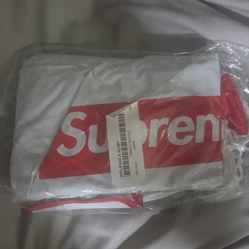 [BUNJANG] Supreme Balloon Flight Floats / 슈프림 풍선 비행