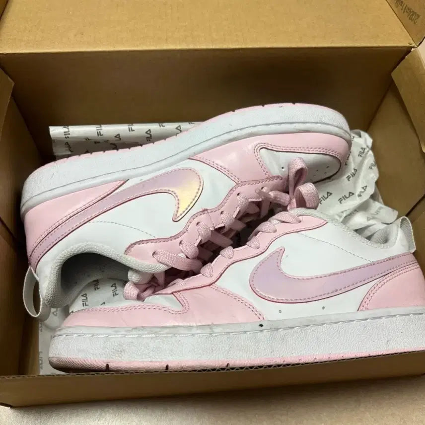 [BUNJANG] Nike Court Borough Pink Sneakers / 나이키 코트버로우 핑크 운동화 235