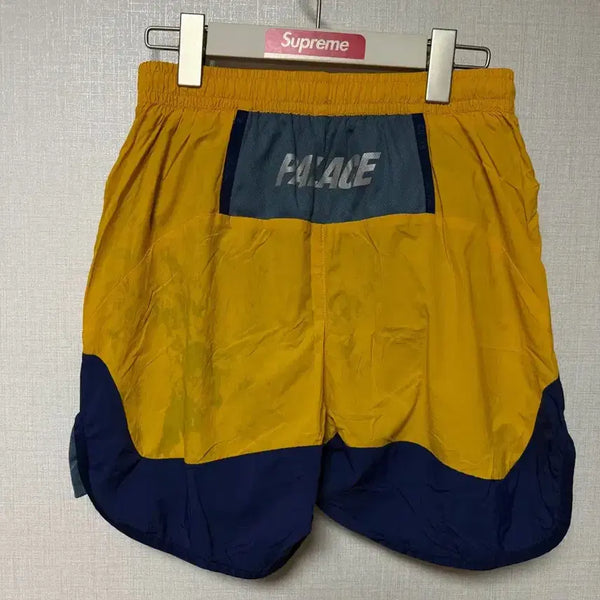 [BUNJANG] Palace Swim Short Pants Size S / 팔라스 Palace 스윔 쇼트 팬츠 반바지 판매 S 사이즈