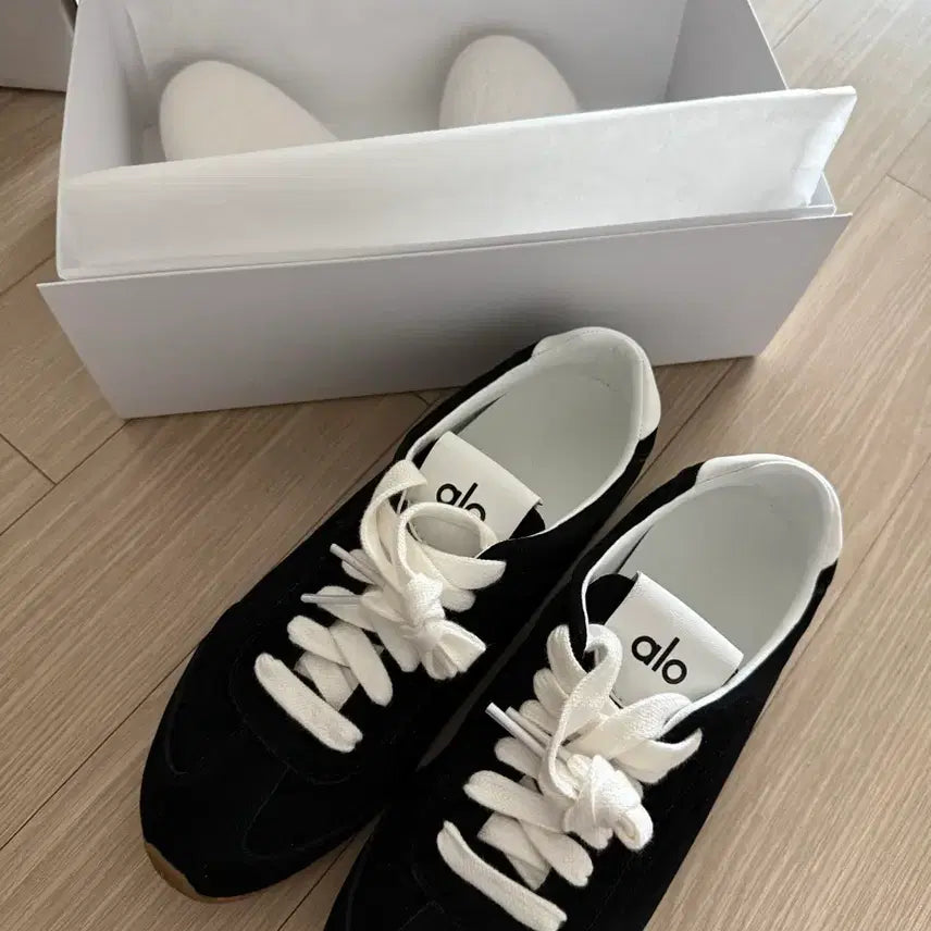 [BUNJANG] Alo Sunset Sneakers Black / alo 선셋 스니커스 블랙