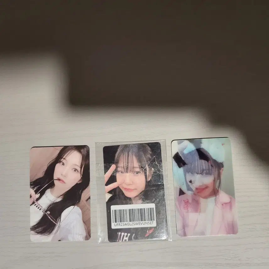 [BUNJANG] fromis_9 Baek Ji-heon Spring Break Pajamas Album Photocard Bundle Set POB / 프로미스나인백지헌앨범파자마봄방학미공포특전포카일괄양도급처판매