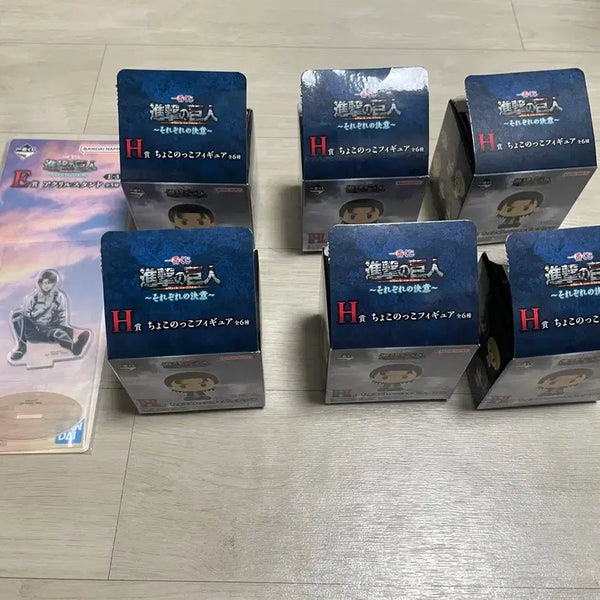 [BUNJANG] Attack on Titan Choco-no-ko Figure Set H + Levi Acrylic Stand E / 진격의 거인 H상초코노코 피규어 + E상 리바이아크릴 스탠드