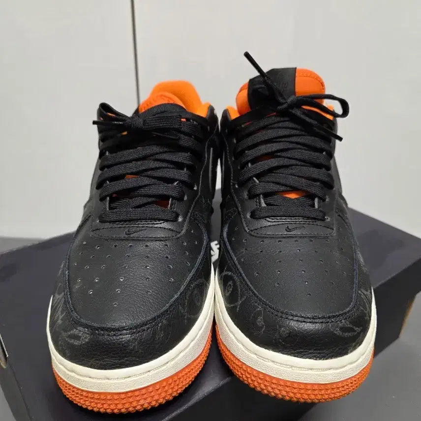 [BUNJANG] Nike Air Force 1 Halloween PRM Sneakers (260mm) / 나이키 에어포스1 할로윈 PRM / 260mm