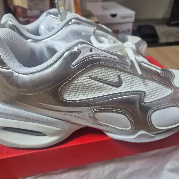 [BUNJANG] Nike Air Max Muse White/Silver Shoes (Size 265-270) / 정품)나이키 에어맥스 뮤즈 화이트/실버 265-270.새상품