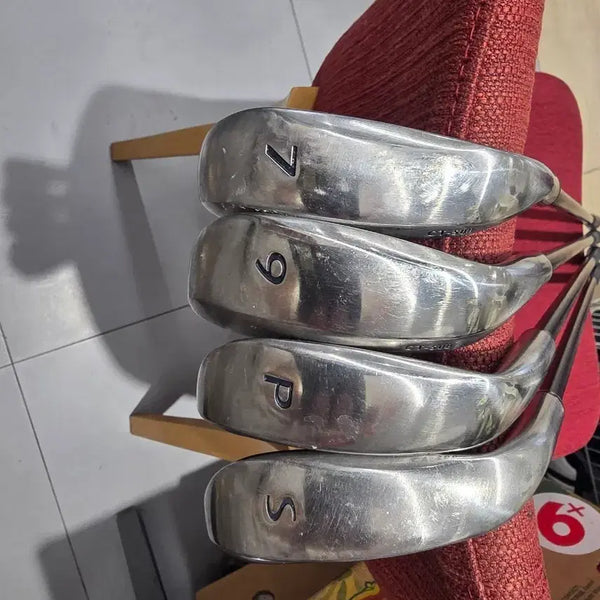 [BUNJANG] PRGR Women's Beginner Iron Set (7, 9, P, S) for Distance / 비거리용 prgr7번/9번/P/S 골프  여성초보용아이언