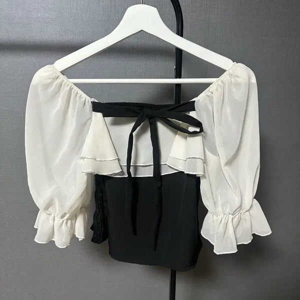 [BUNJANG] Black & White Blouse with Shirring and Ribbon Detail / 블랙/화이트 블라우스 셔링 리본 디테일