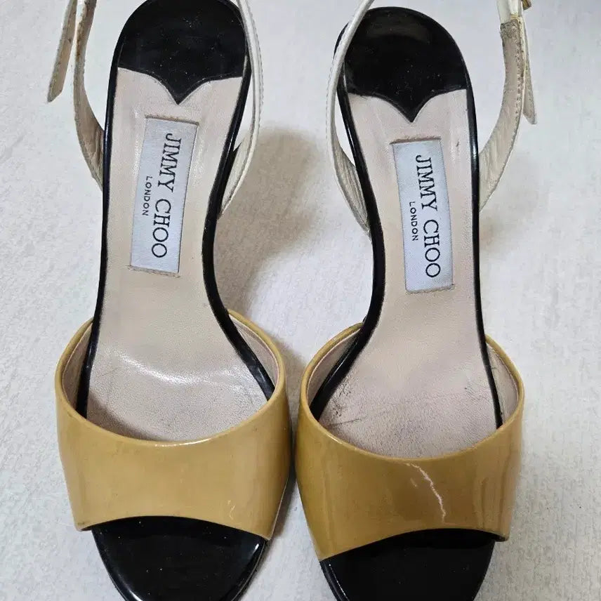 [BUNJANG] Jimmy Choo Patent Leather Slingback Sandals / 지미추(Jimmy Choo)의 페이던트 레더 슬링백 샌들