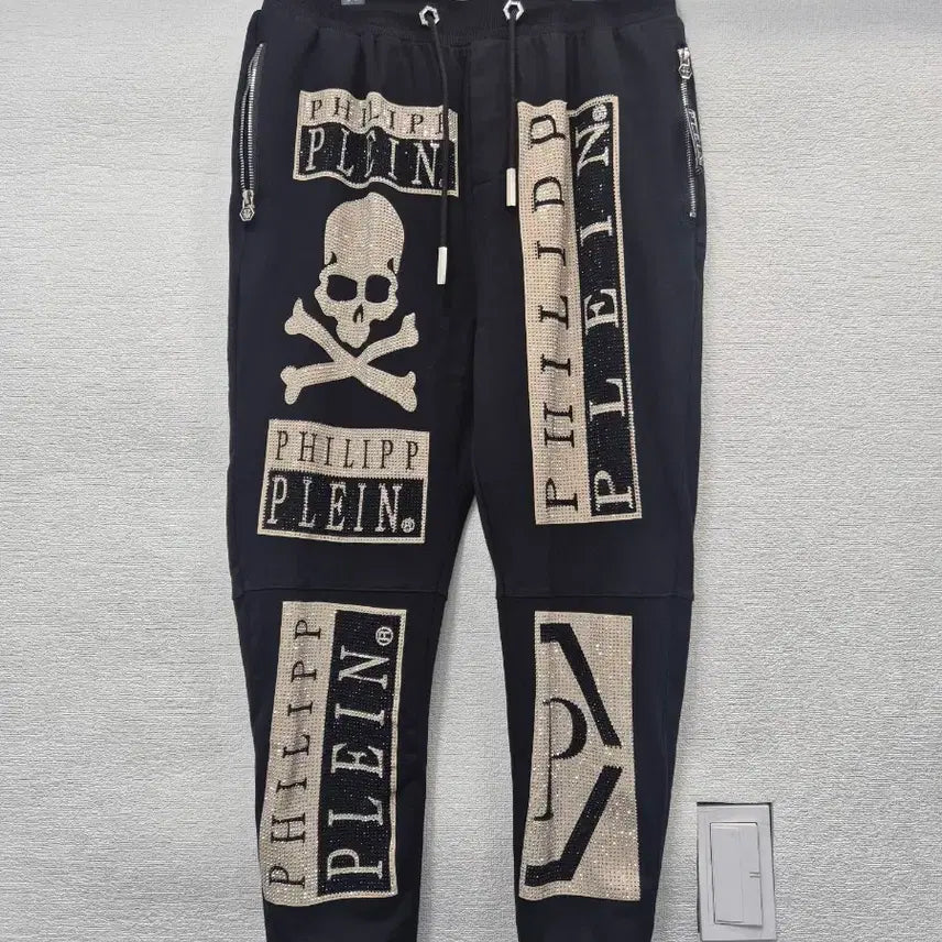 [BUNJANG] Philipp Plein Black Skull Printing Jogger Pants / 필립플레인 블랙 조거팬 스컬 프린팅 / 32(정품)