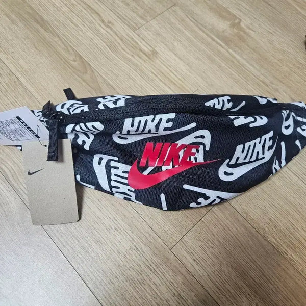 [BUNJANG] Nike Unisex Hip Pack - Set of 2 / 나이키 힙색 2개(새상품) 남녀공용 사용
