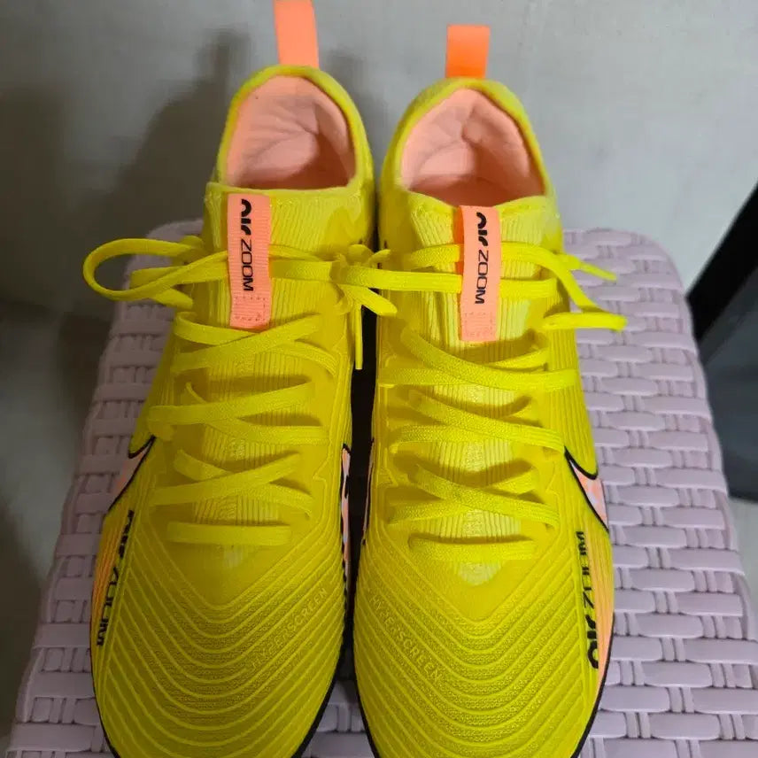 [BUNJANG] Nike Mercurial Vapor 15 Pro TF Lucent Pack (255mm) / 베이퍼15프로TF 루센트팩 새제품입니다