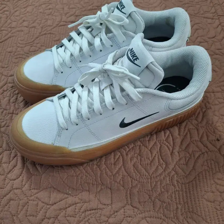 [BUNJANG] Nike Court Legacy Lift Women's Platform Sneakers Size 250 / 나이키 코트 레거시 리프트 여성 키높이 운동화 250 [5012]