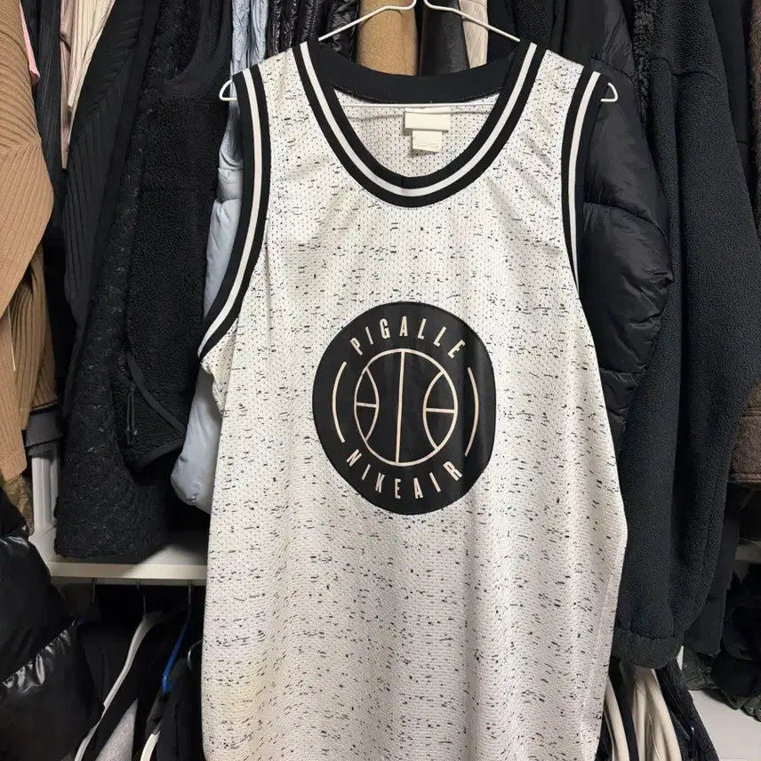 [BUNJANG] Nike x Pigalle Sleeveless T-Shirt (L) / [L] 나이키 x 피갈레 나시 민소매 티셔츠