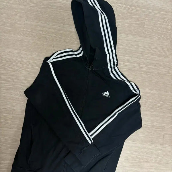 [BUNJANG] Adidas Three-Stripes Hoodie Zip-up Black / 아디다스 삼선 후드집업 블랙
