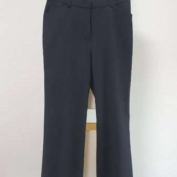 [BUNJANG] Frontrow Black Women's Straight Fit Slacks / (미착용)프론트로우 검정색 여성 스트레이트 슬랙스